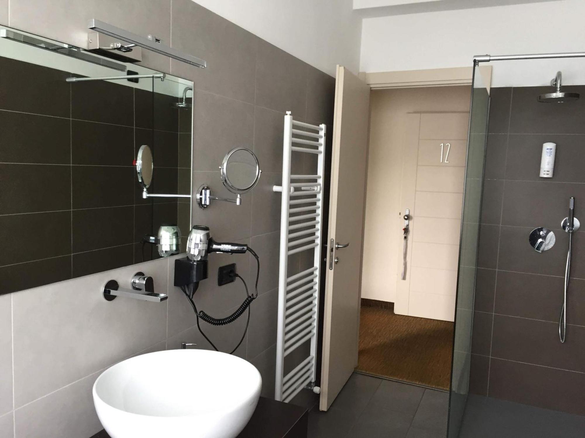 Hotel Lido Ranco Rom bilde